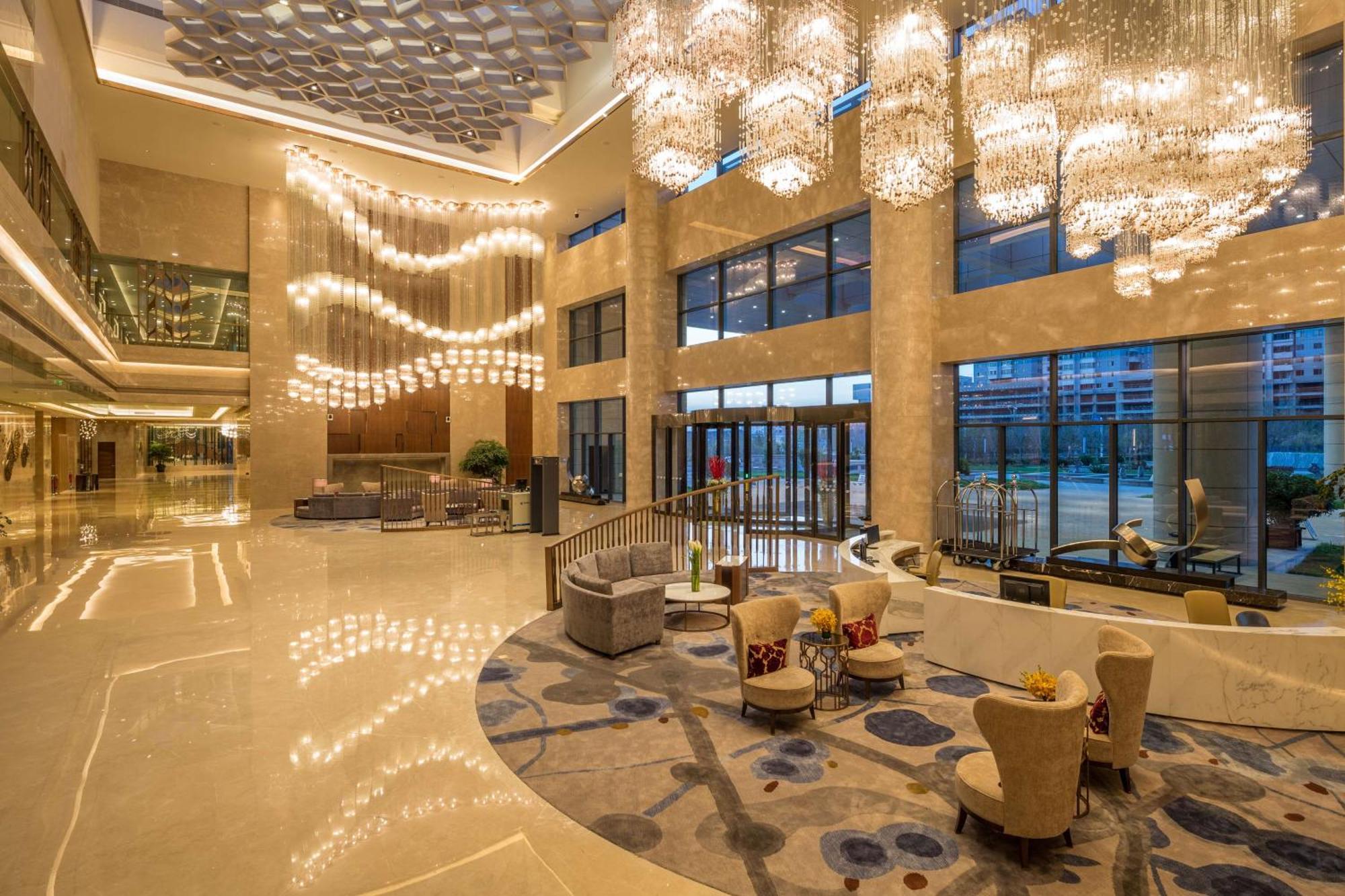 Hilton Urumqi Exterior photo